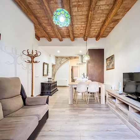 Ganganell Centre Apartamento Con Patio Besalu Bagian luar foto