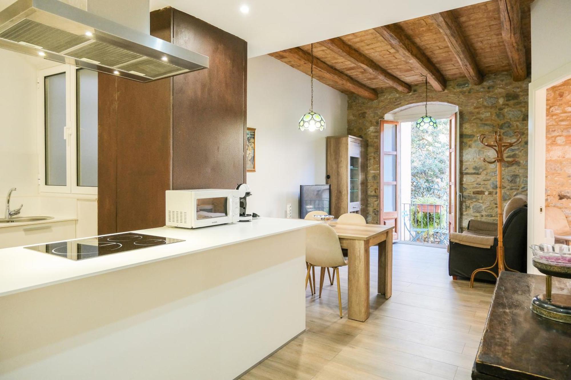 Ganganell Centre Apartamento Con Patio Besalu Bagian luar foto