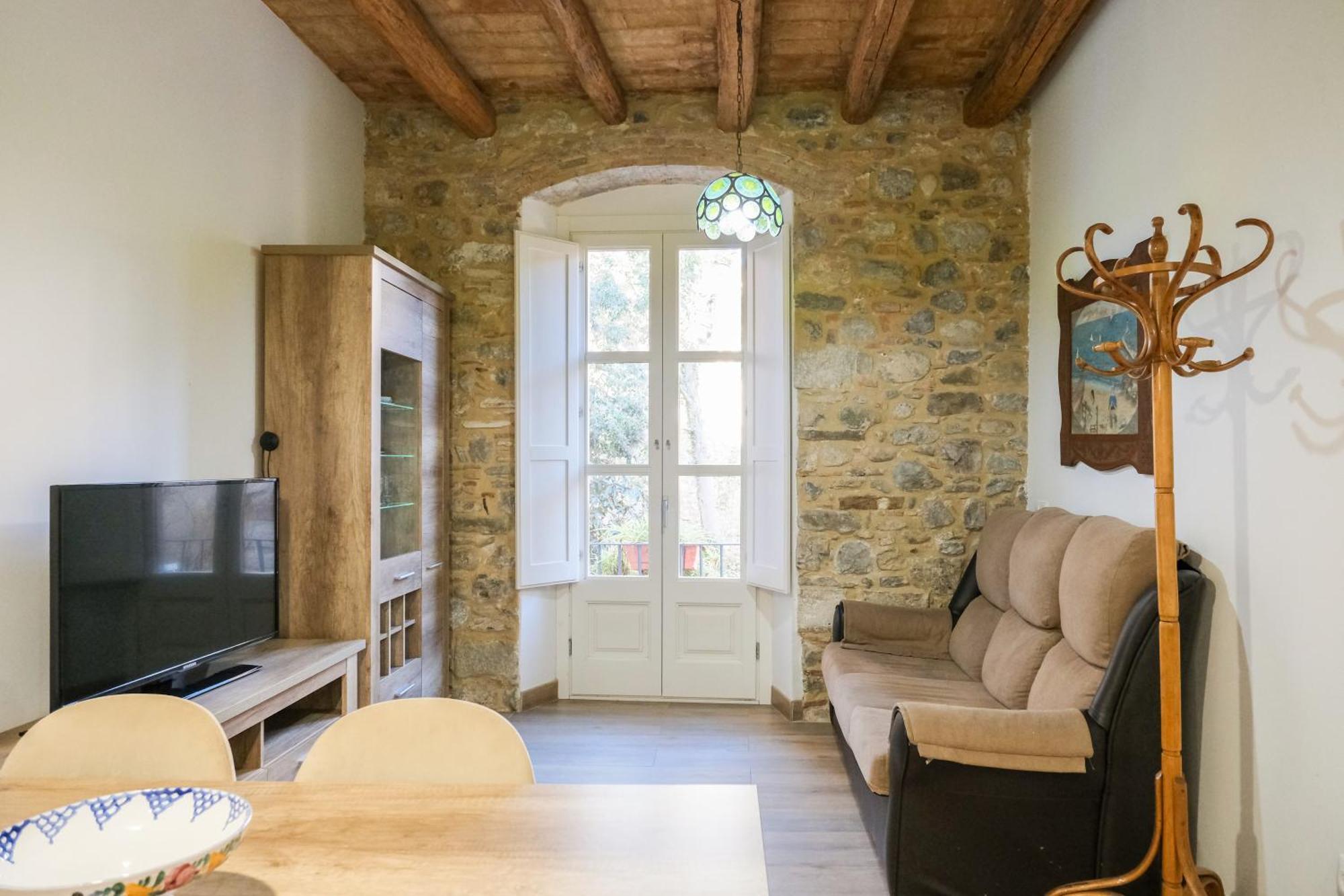 Ganganell Centre Apartamento Con Patio Besalu Bagian luar foto